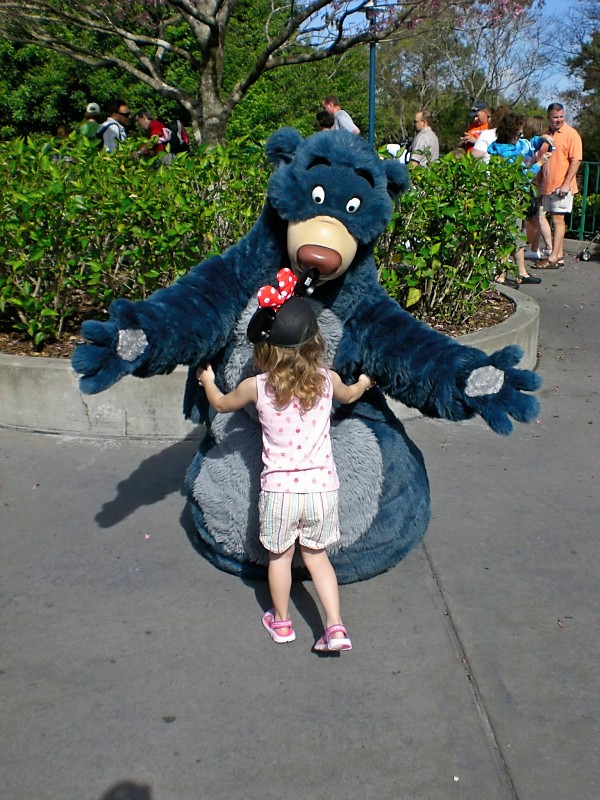 Disney Character Hug Baloo