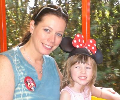 Disney mom and daughter