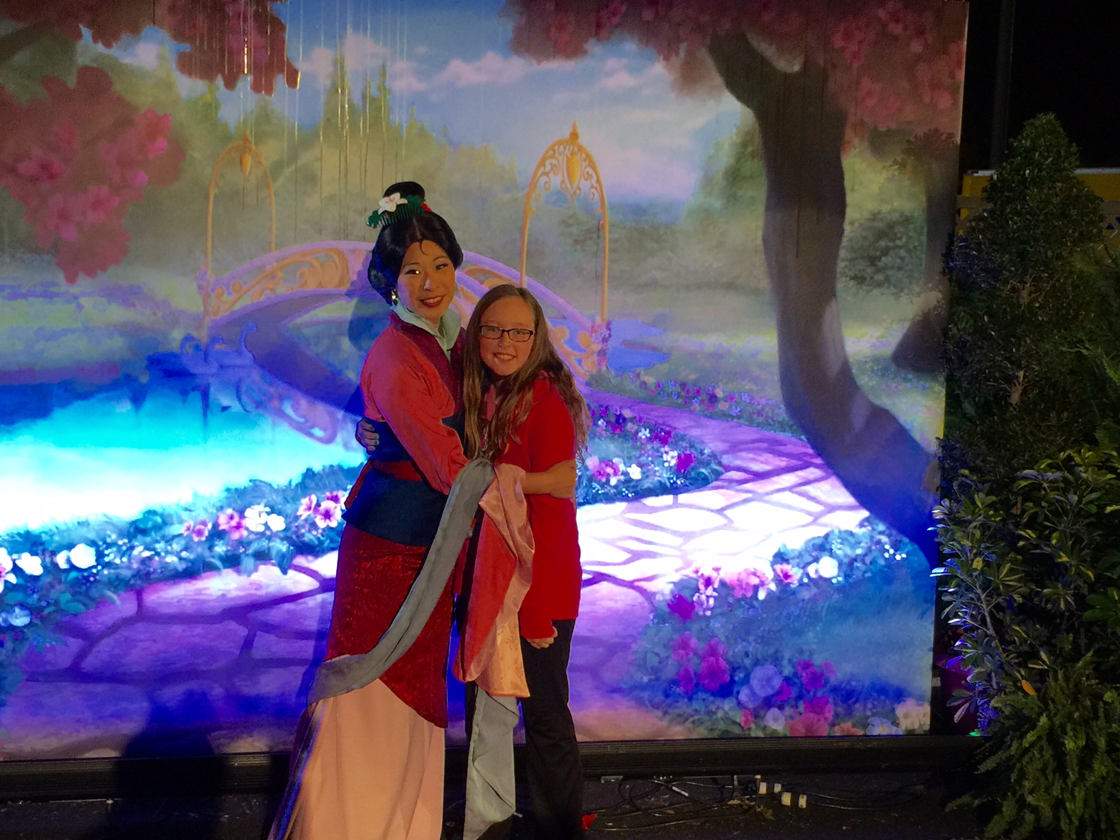 Meeting Disney Mulan at runDisney